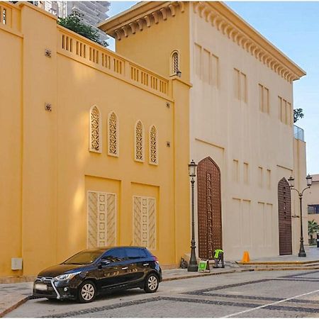 Robin Beach Hostel Jbr Dubai Exterior photo