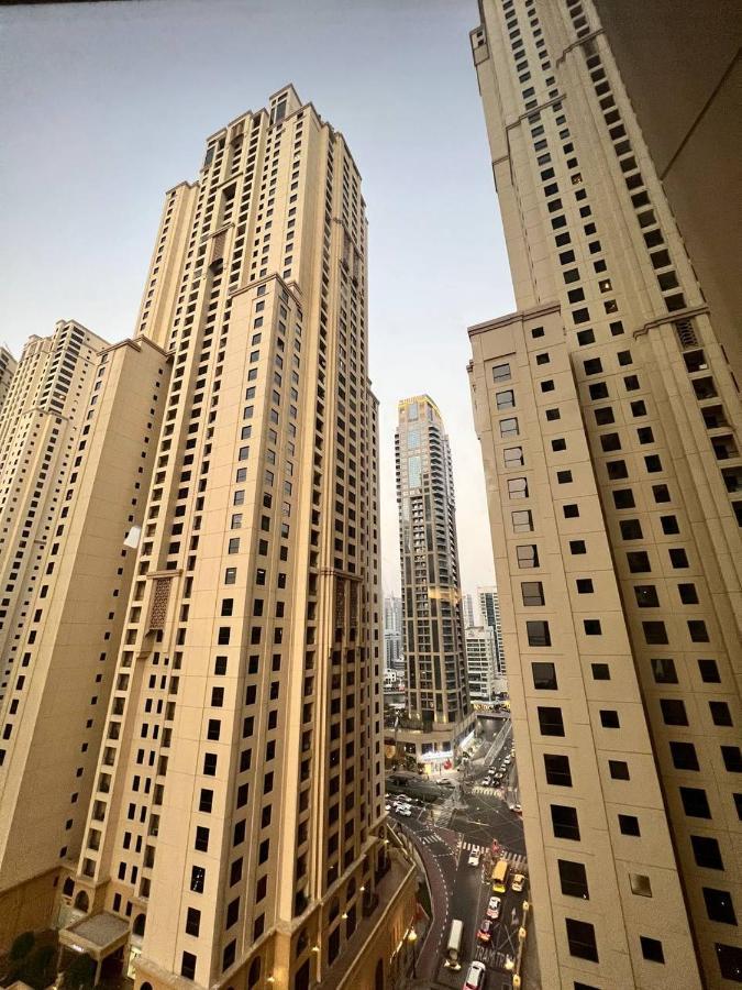 Robin Beach Hostel Jbr Dubai Exterior photo