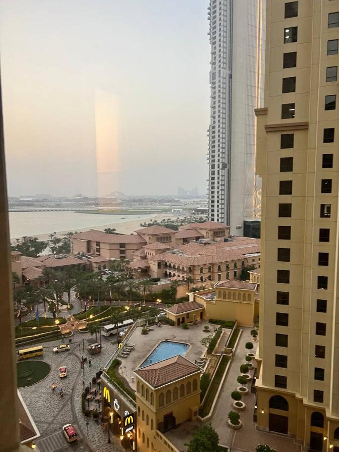 Robin Beach Hostel Jbr Dubai Exterior photo