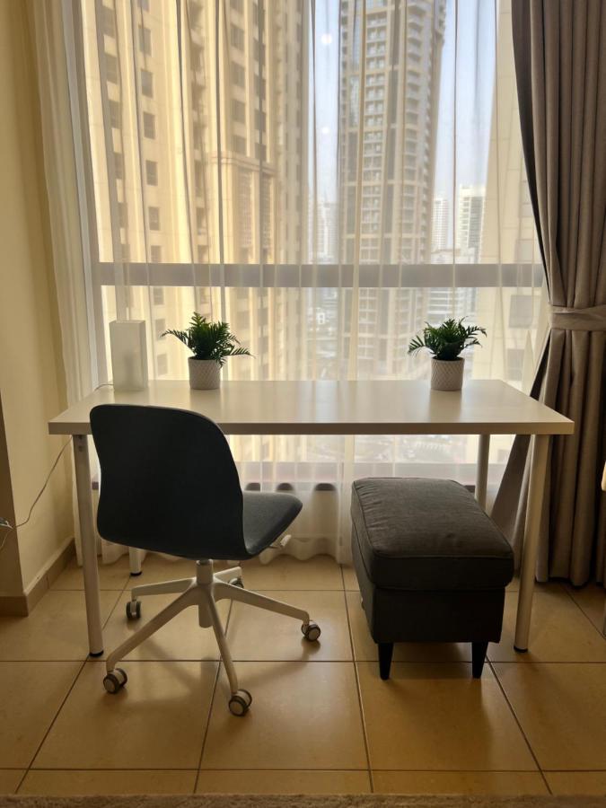 Robin Beach Hostel Jbr Dubai Exterior photo